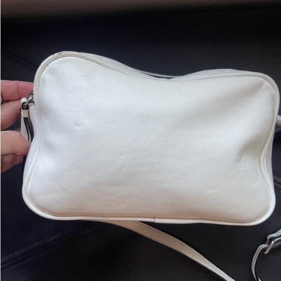 DKNY Tilly Logo White Small Camera Bag Crossbody Bag - Picture 3 of 11